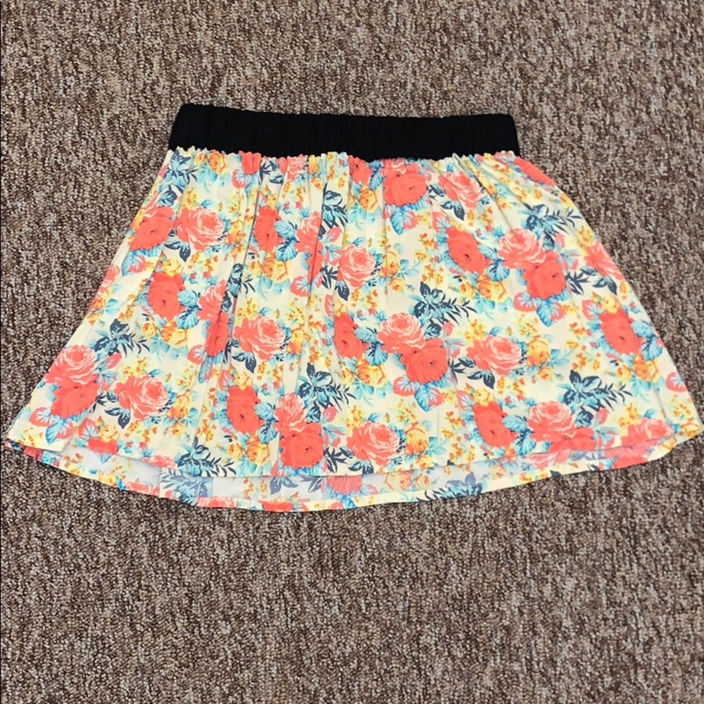 Flowy Mini Skirt
